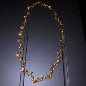 Beautiful Brand New Floral Stoned Necklace